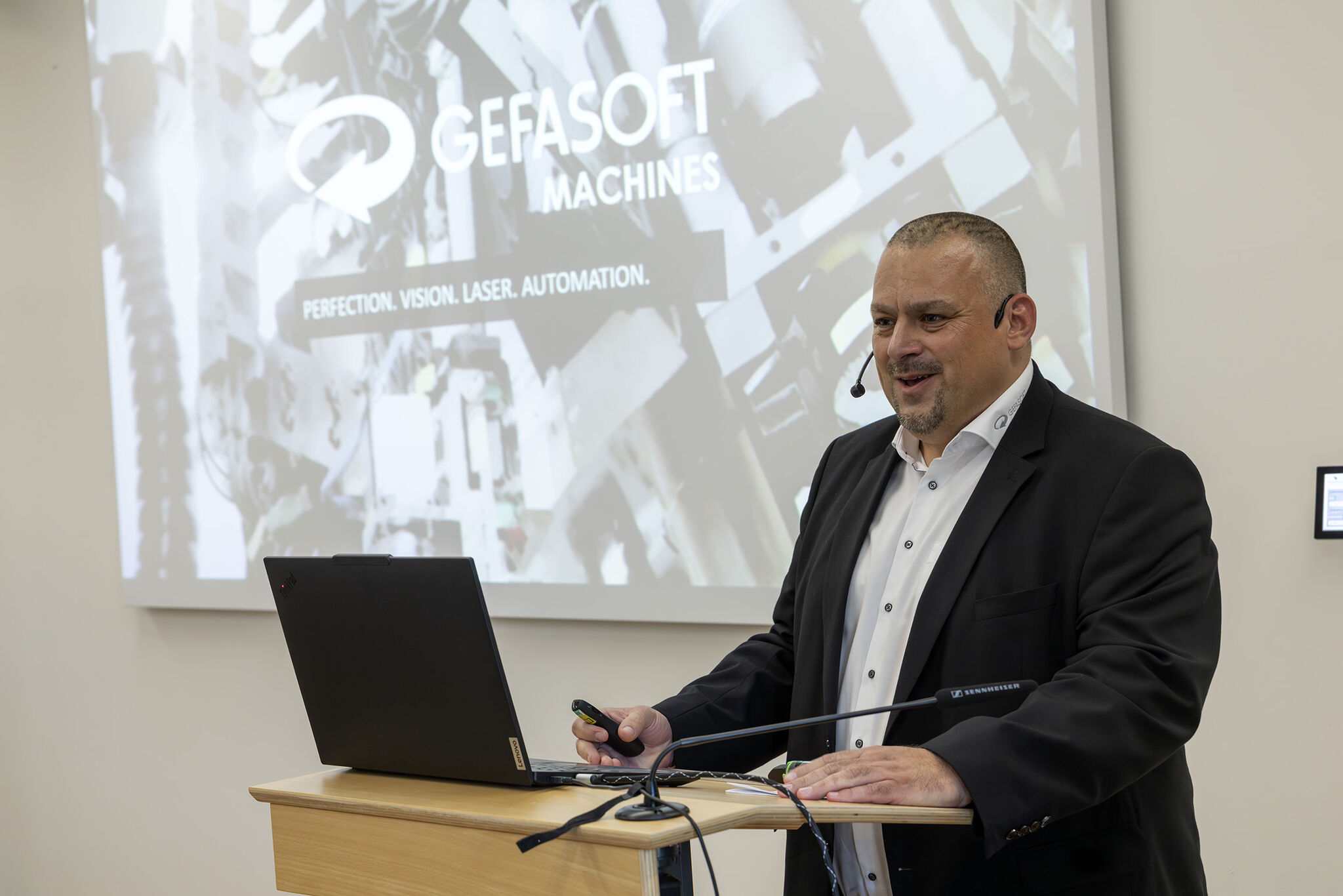 Andreas Fundeis bei einer Unternehmenspräsentation